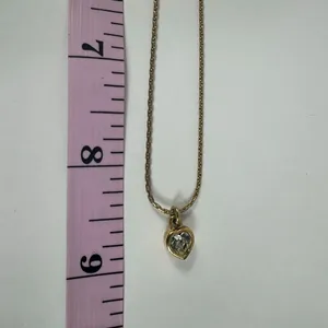 Christian‎ Dior Gold Tone Heart Shape Rhinestone Pendant Necklace thumbnail 12