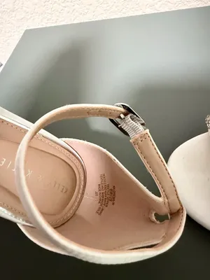 Kelly &‎ Katie Drema Sandal Bridal Heels, Size 8W thumbnail 9