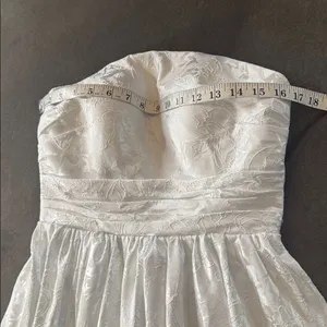 Women’s White Floral Strapless Prom Formal Dress Zip & Corset Back Size 2/4 NWOT thumbnail 9