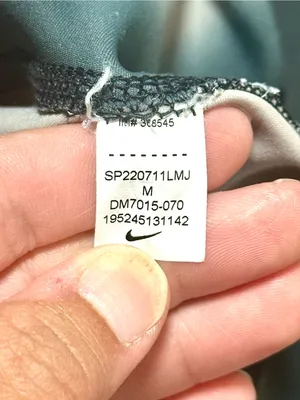 Nike Dri-Fit High-Rise Leggings in Black and Cream thumbnail 8
