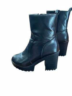 Black ankle boots, size 36/US size 6?, side zipper, fall, dressy, tall heel thumbnail 4