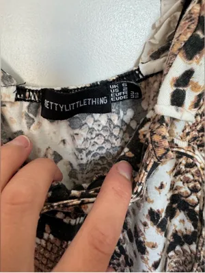 Pretty Little Thing Snake Print Mini Dress thumbnail 4