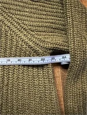 Universal Threads Cozy Olive Green Chunky Knit Cardigan, Size Small thumbnail 8