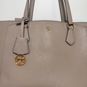 Tory Burch Gray Leather Tote Bag EUC thumbnail 2