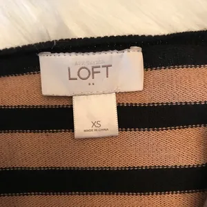 LOFT lightweight dolman striped sweater camel black Woman’s XS draped neck thumbnail 3