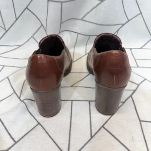 Born Leather Heeled Booties Size 10 Brown Pebbled Block Heel Slip On Ankle Boots thumbnail 3