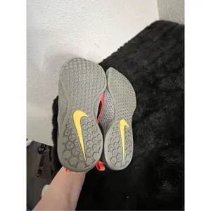 Nike Womens Metcon FlyWire 813101-800 Orange Running Shoes Sneakers Size 7.5 thumbnail 5