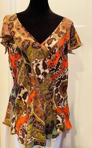 DressBarn Women's V Neck Paisley Large Blouse Split Ruffle over Sleeveless Top a thumbnail 1