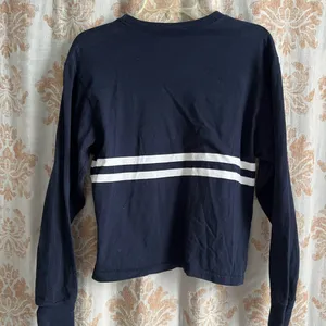Brandy Melville blue longsleeve thumbnail 3