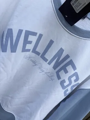 NWT EVEREVE X Lifetime Wellness Graphic Sweatshirt Size Large thumbnail 8