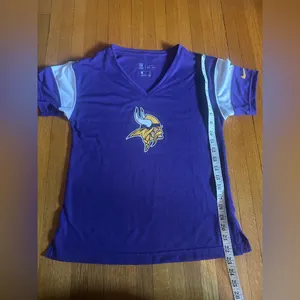 NFL Womens T-Shirt Minnesota Vikings V-Neck Short Sleeve T-Shirt, Size S thumbnail 2