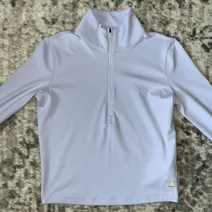 Vuori Studio Half Zip in Peri thumbnail 1