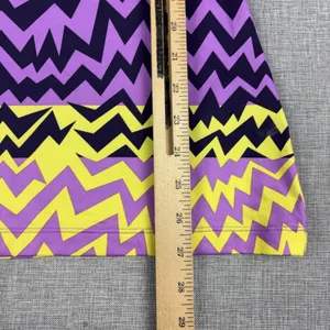 Nike Pro Dri-FIT Shirt Womens Medium Multicolor V-Neck Chevron Athletic Top thumbnail 5