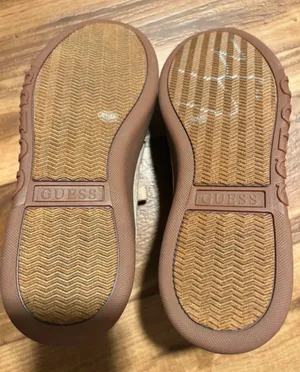 Women’s Shoes Guess 8.5 thumbnail 7