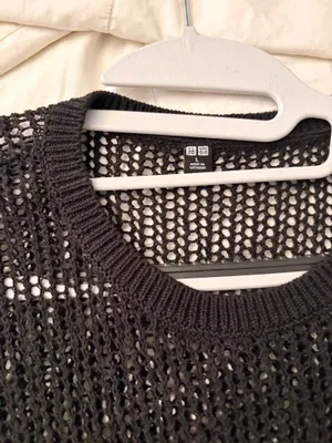 Uniqlo Knit Sweater thumbnail 2
