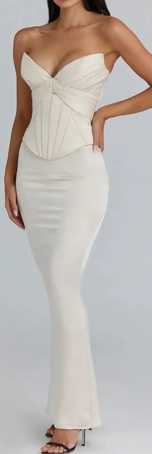 NEW HOUSE OF CB Eve Satin Strapless Corset cream Gown Sz M thumbnail 1