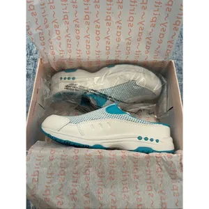NIB Easy Spirit White Blue Traveltime 425 Athletic Clogs Women's 7 Wide thumbnail 2