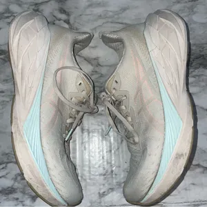 Asics Nova Blast 4 Running Shoes thumbnail 1