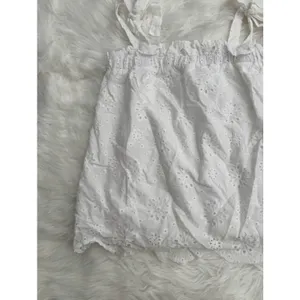 Cupshe White Eyelet Scalloped Hem Cover-Up Top Size Small thumbnail 6