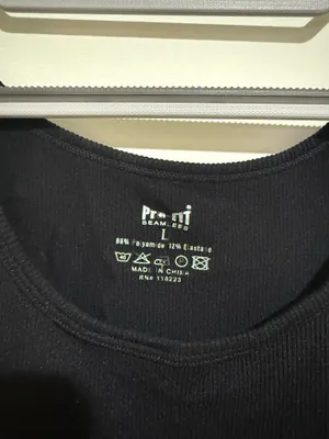 Black Tank Top Size L thumbnail 3