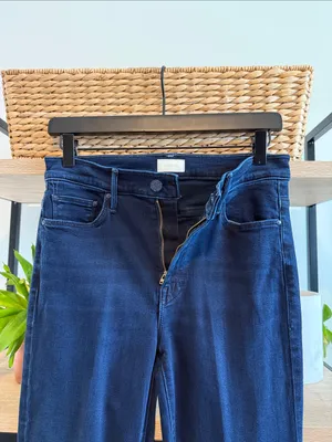 MOTHER The Weekender Fray in Chip On My Shoulder Dark Wash MidRise Flare Jean 28 thumbnail 9