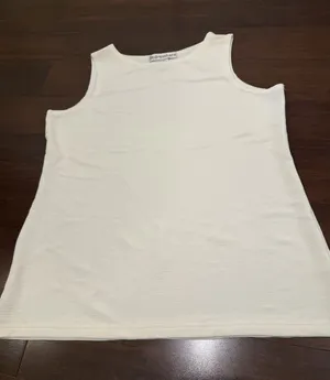 Dressbarn White Ribbed Tank Top thumbnail 1