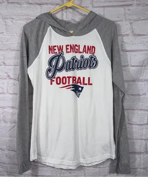 NFL Juniors XL New England Patriots Hooded Long Sleeve Shirt thumbnail 1