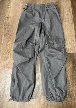 Forever 21 Y2K Gray Baggy Pants - Size Small thumbnail 1