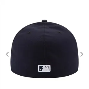 New era black Yankees cap with white logo Nwot thumbnail 7
