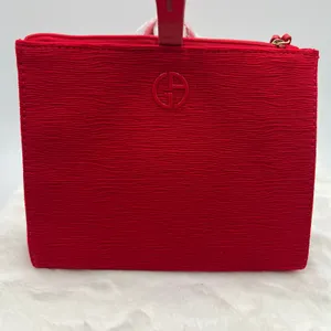 Giorgio Armani Red Beauty Zipper Wristlet Cosmetic Bag Clutch Textured Zip‎ Top thumbnail 9