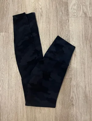 lululemon leggings  thumbnail 1