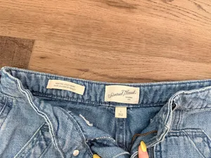 Women’s Denim Shorts  thumbnail 2