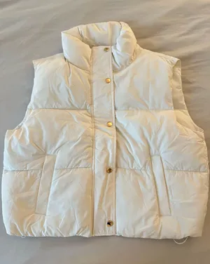 Loft Cropped Puffer Vest  thumbnail 1