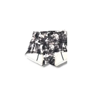 Lululemon Boogie Shorts Womens 6 Black White Floral Yoga Running Athletic thumbnail 7