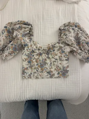Abercrombie Cropped Floral Blouse thumbnail 2