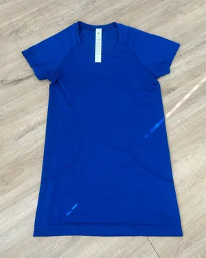 Lululemon Swiftly Tech Short Sleeve thumbnail 1