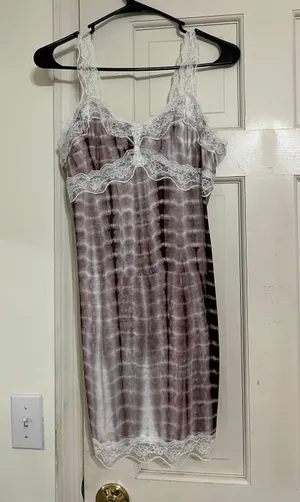 Dress thumbnail 3