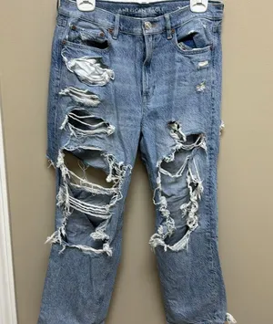 American Eagle ripped jeans thumbnail 2