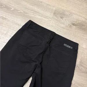 •Calvin Klein Jeans• Skinny Crop Pants thumbnail 5