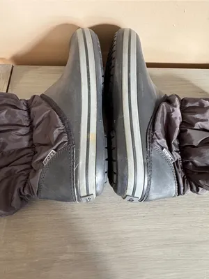 Crocs 14614 WINTER PUFF BOOT Womens Sz 10 Winter Warm Nylon Shaft Boots Black thumbnail 6