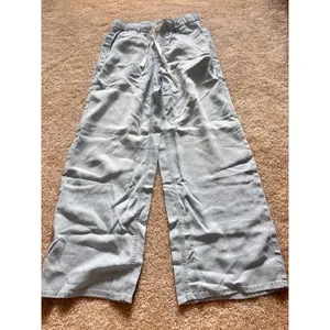 Halara casual drawstring pants *petite thumbnail 2