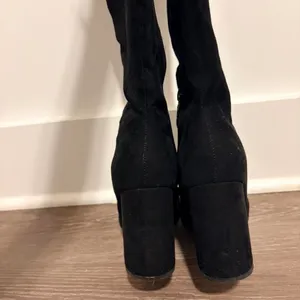 Forever 21 Knee-High Boots Black thumbnail 3