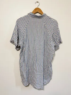 Aritzia Wilfred Free Boyfriend Linen Shortsleeve Shirt Striped Blue Size Large thumbnail 5