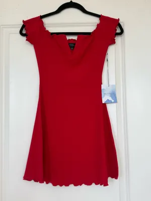 NWT Revolve Majorelle Ophelia Dress Red XS thumbnail 3