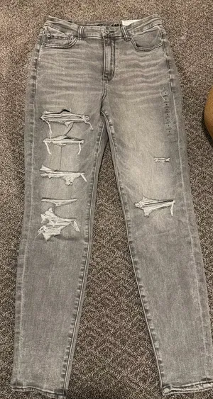 American Eagle Jeans thumbnail 1