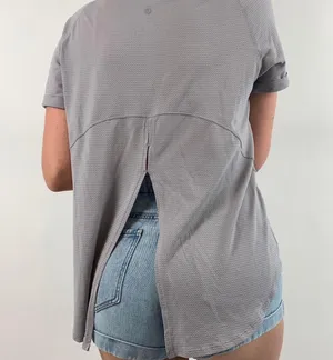Lululemon Split Back Shirt thumbnail 3