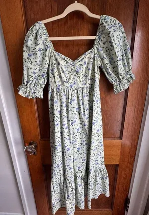 Abercrombie puff sleeve midi dress, green floral thumbnail 4