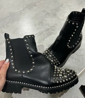Studded Chelsea Boots Black Size 7 thumbnail 1