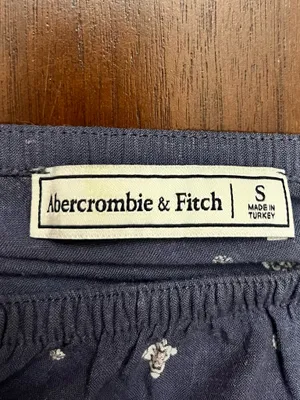 Abercrombie and Fitch Off The Shoulder Top Size Small thumbnail 5