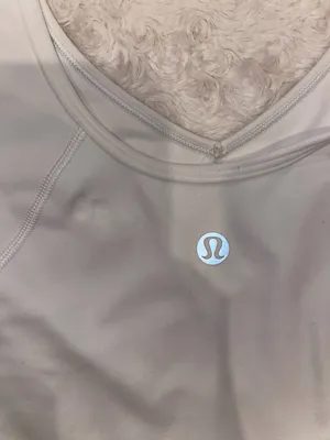 Lululemon Long Sleeve Workout Top thumbnail 3